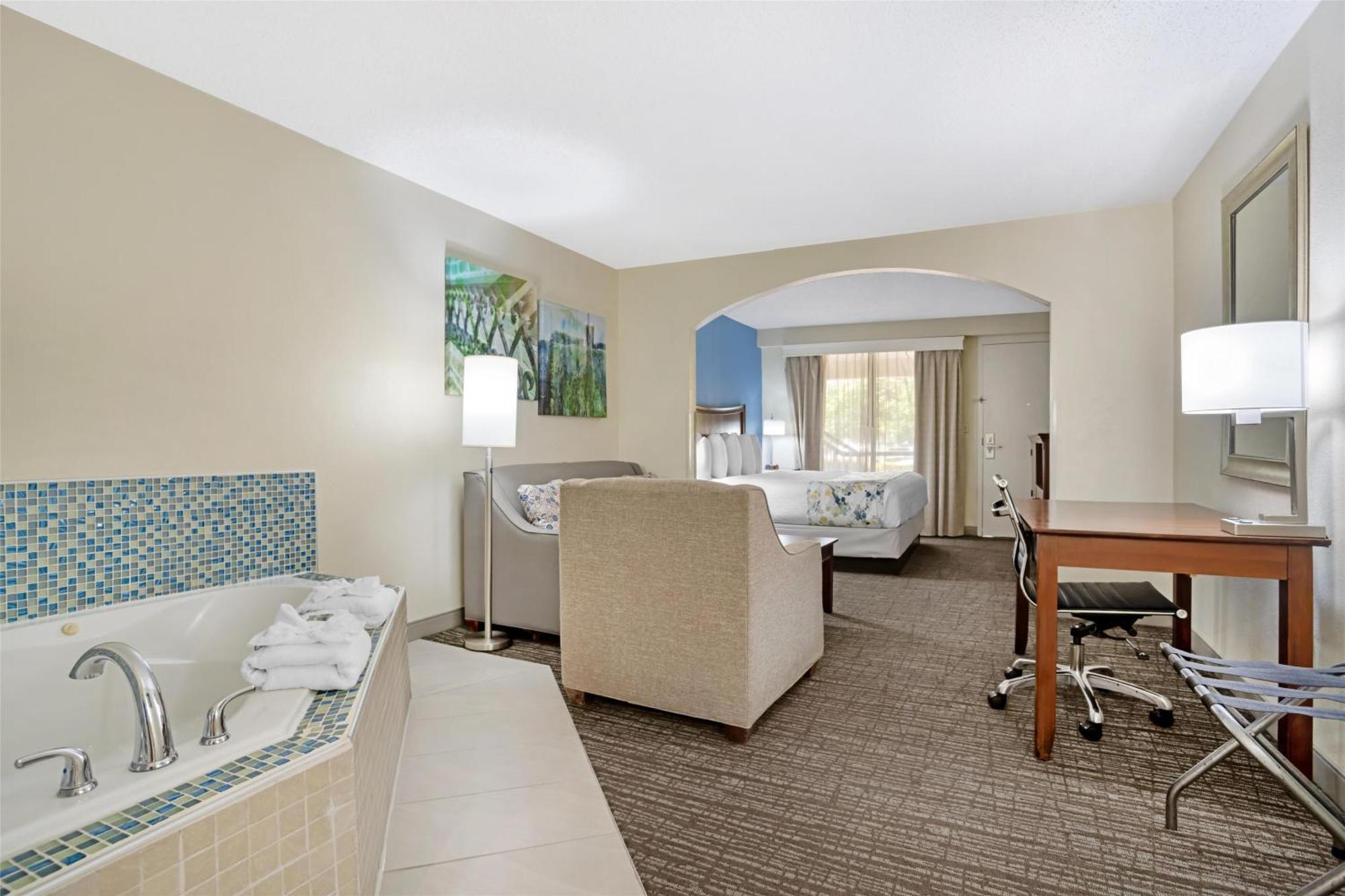 Best Western Inn & Suites Monroe Eksteriør billede