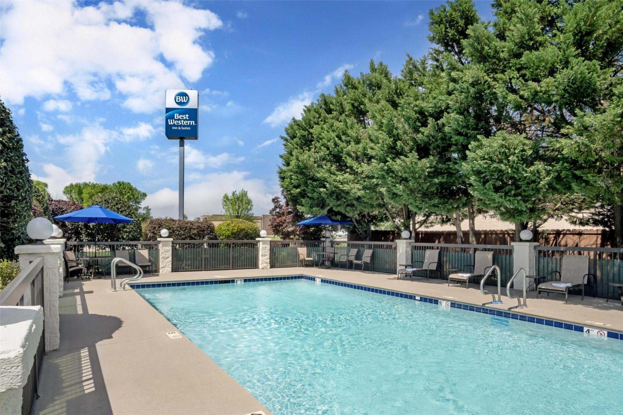 Best Western Inn & Suites Monroe Eksteriør billede